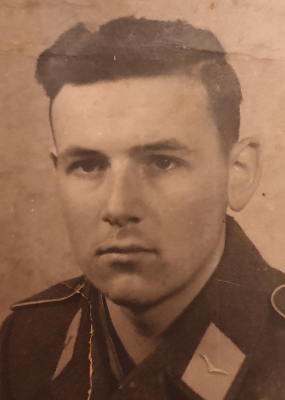 Werner Kurt Heinz Haueisen Werner Kurt Heinz Haueisen