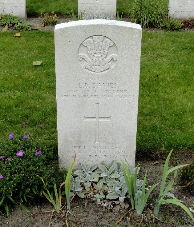 Llewellyn Bernard Davies Llewellyn Bernard Davies