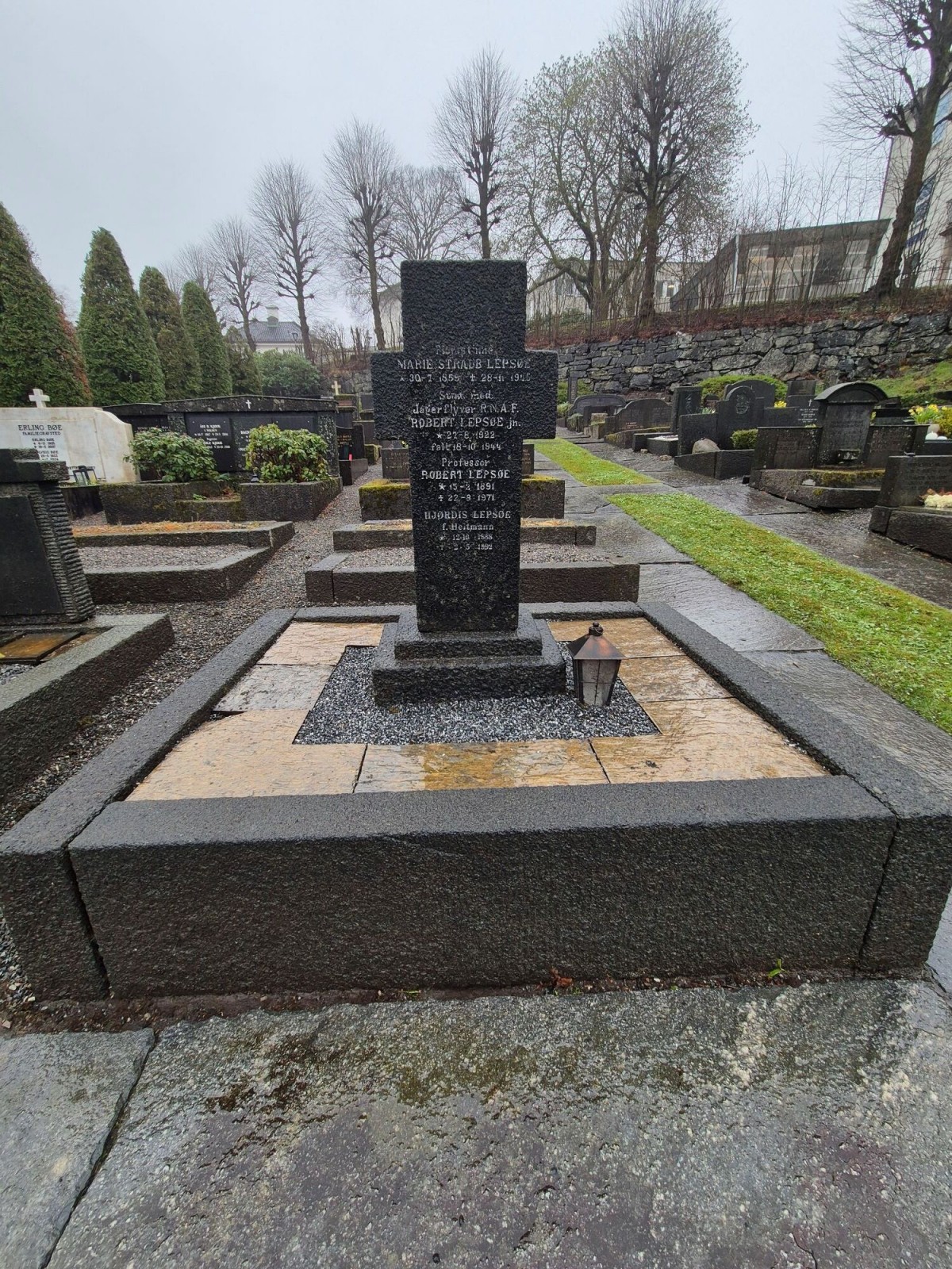 Robert Lepsoe Robert Lepsoe